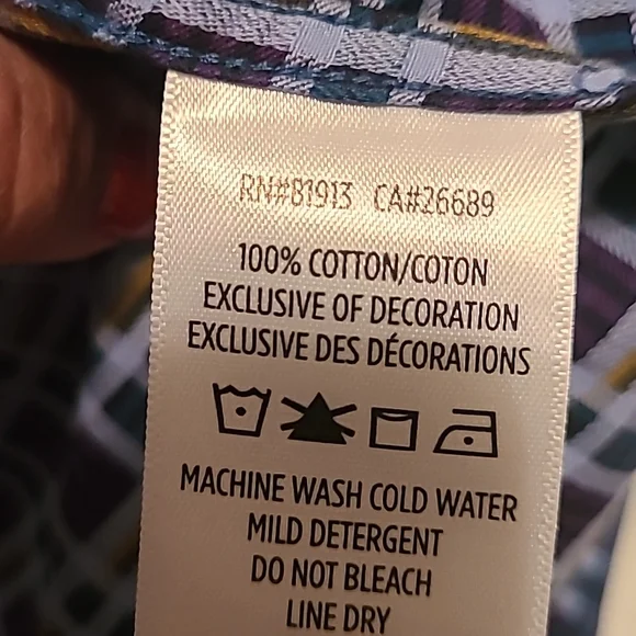 Robert Graham button down shirt - Picture 7 of 7